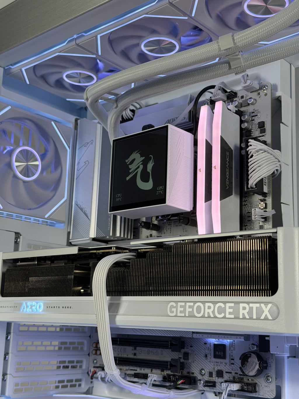 Glacial Evolv Pro (5070 + 9700X + 32GB) Gaming PC