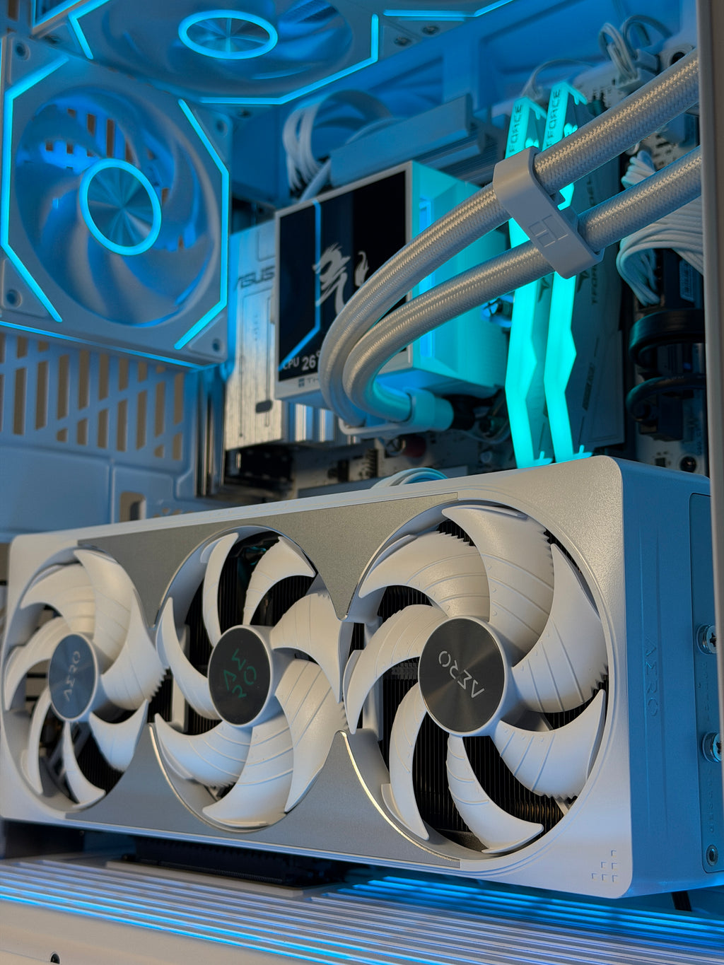 Infinite Glacial Elite (5080 + 9800X3D + 32GB) Gaming PC