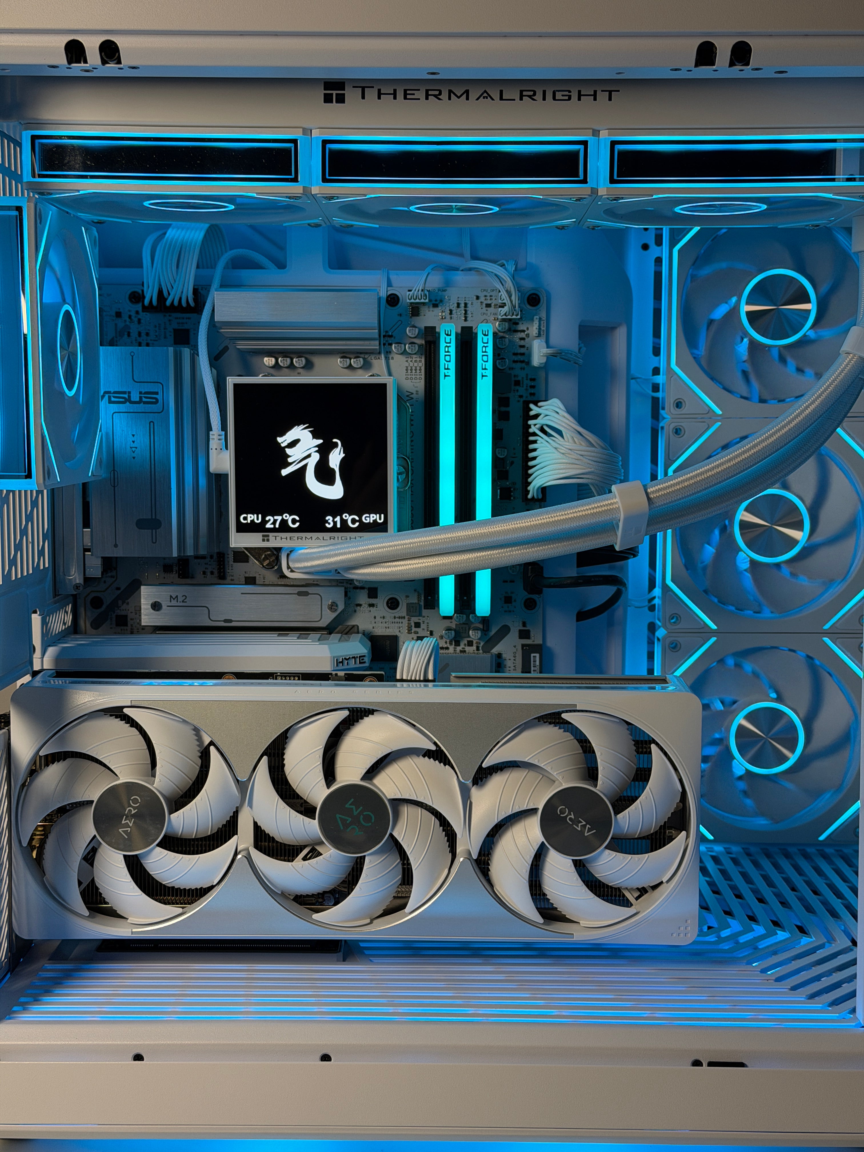 Aero Infinite Elite (5080 + 9800X3D + 32GB)