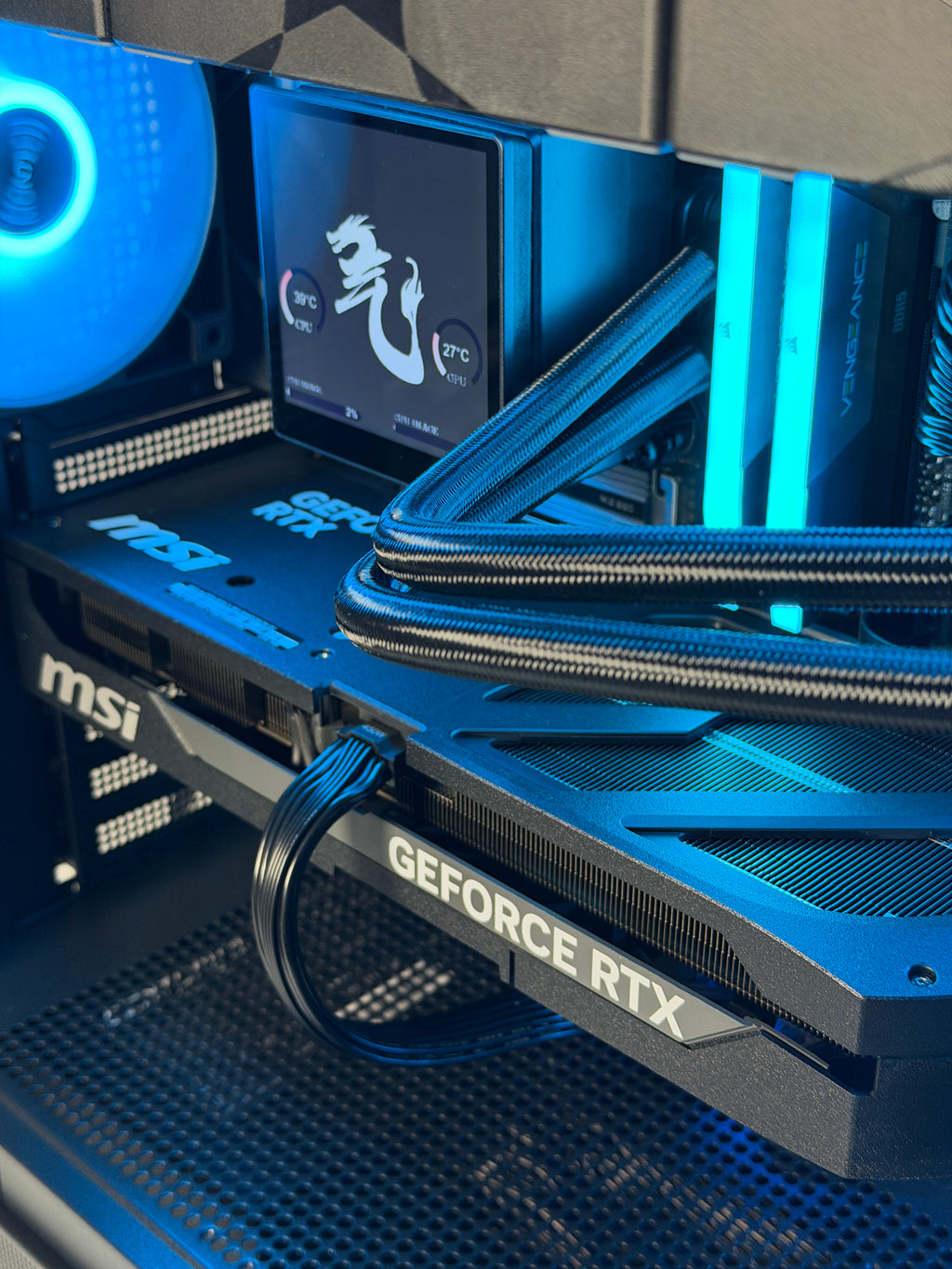 Shadow Pro (5070 TI + 9800X3D + 32GB)