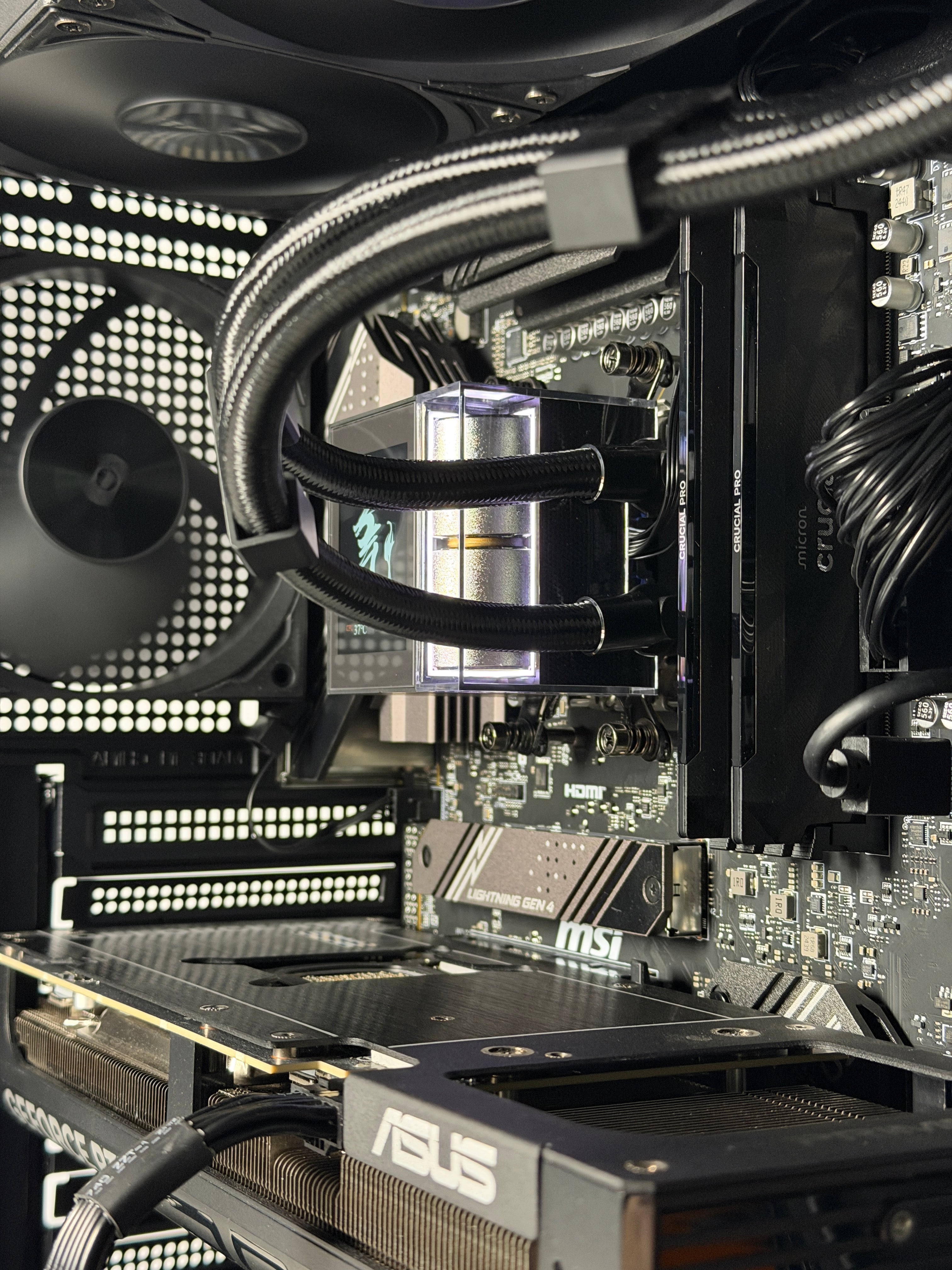 Eclipse Elite (5080 + 9800X3D + 32GB)