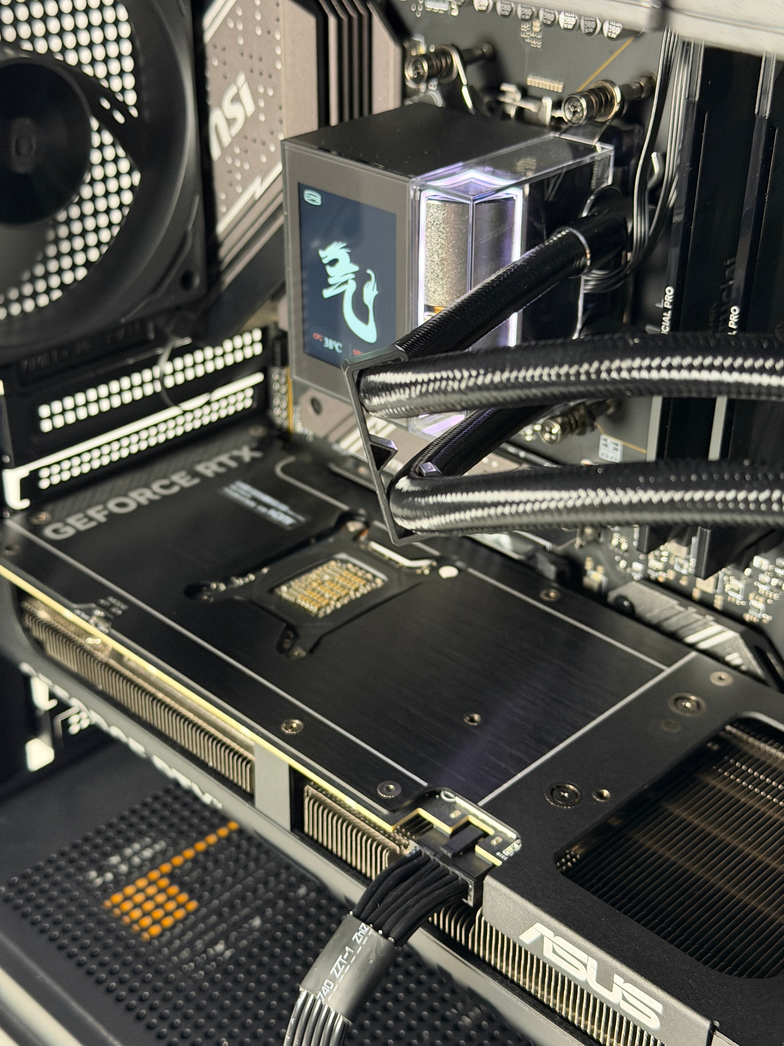 Eclipse Elite (5080 + 9800X3D + 32GB)