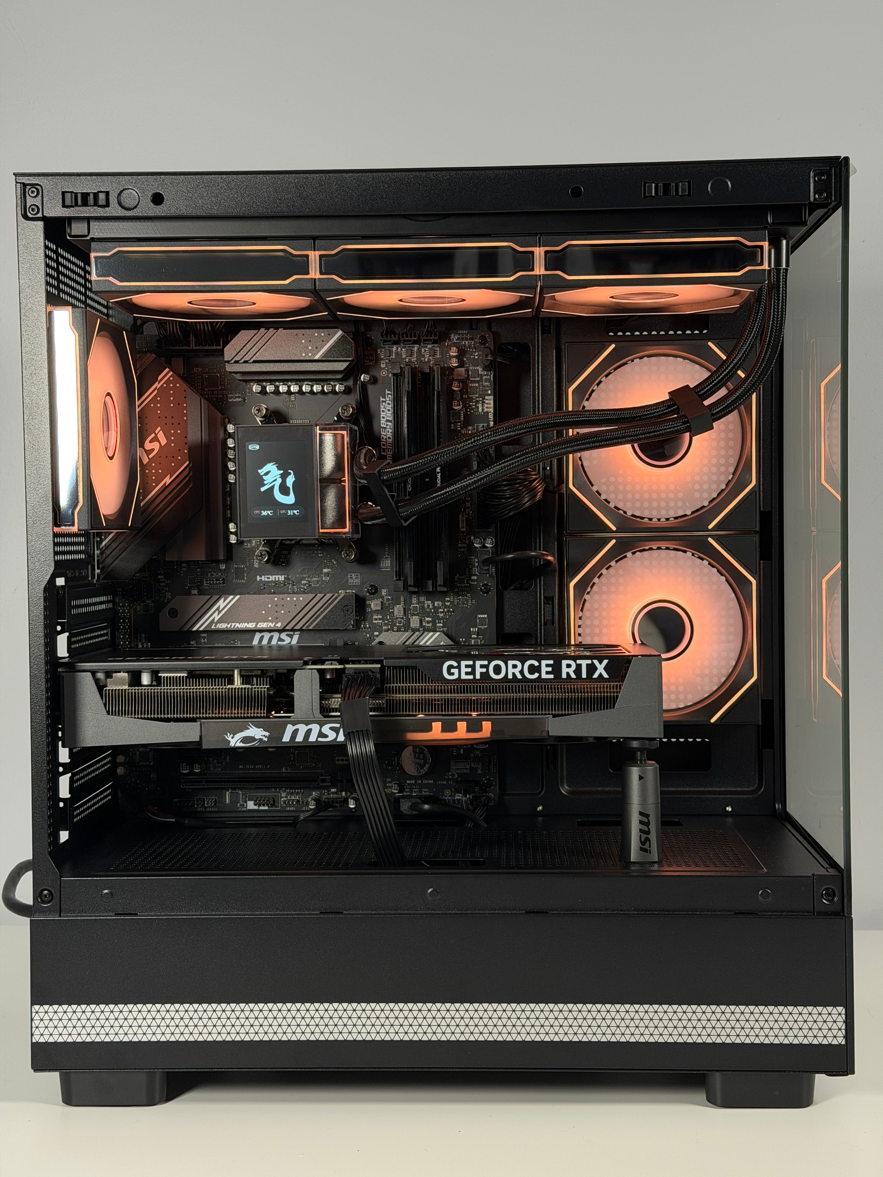 Trio Elite (5080 + 9800X3D + 32GB)