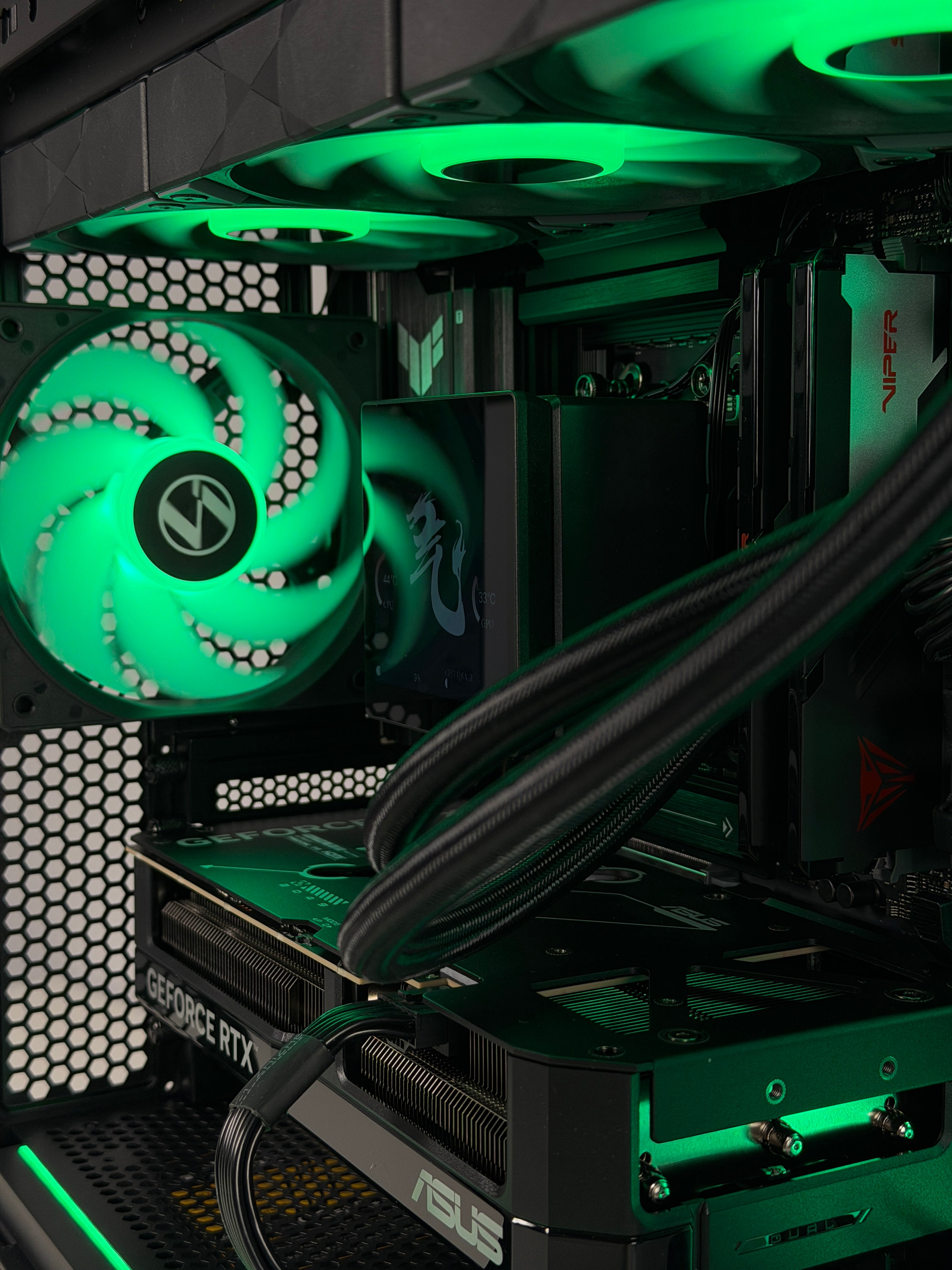 Vector Pro (5070 + 7700X + 32GB) Gaming PC