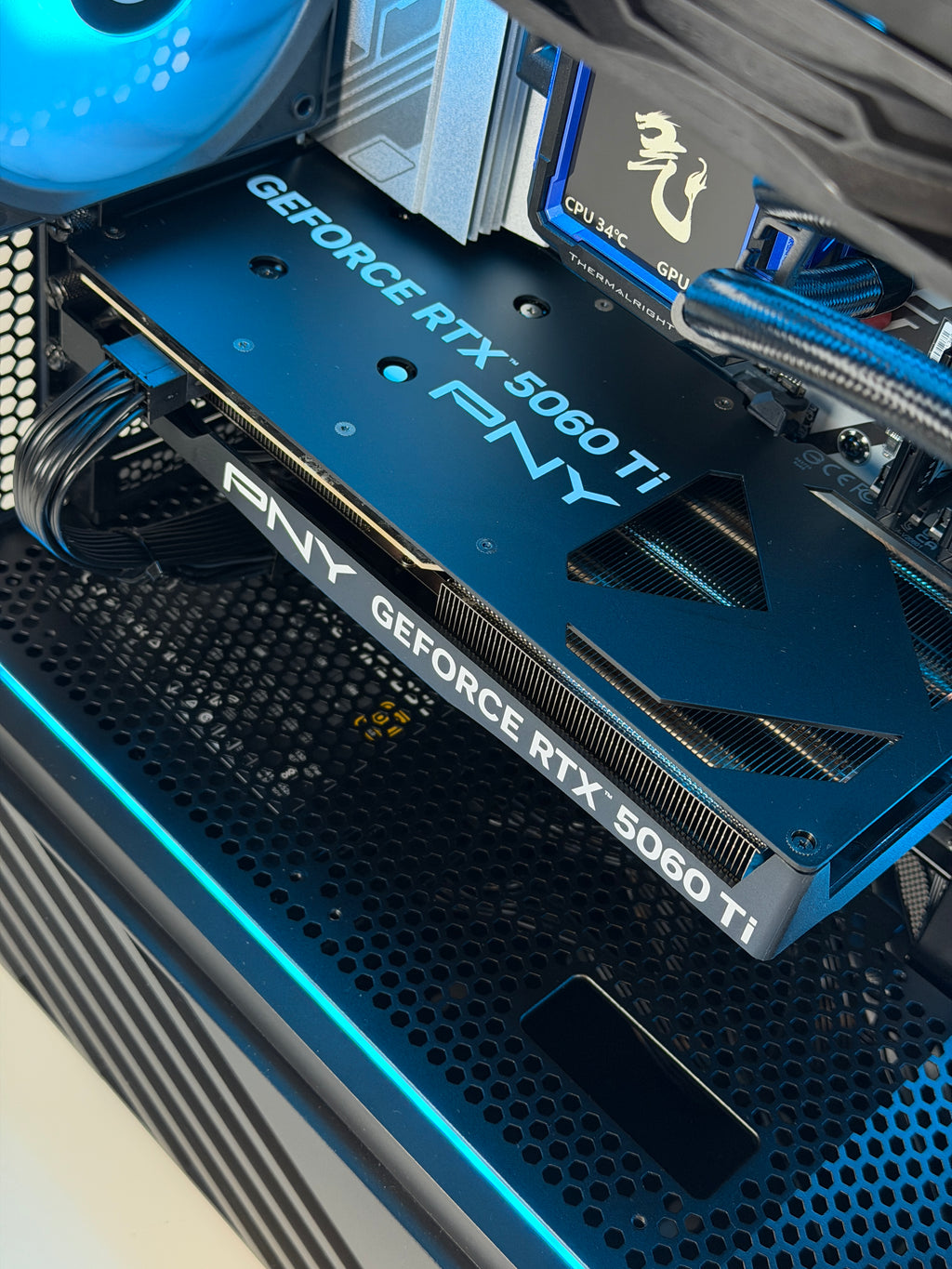 Vector Prime (5060 TI + 7600X + 32GB) Gaming PC