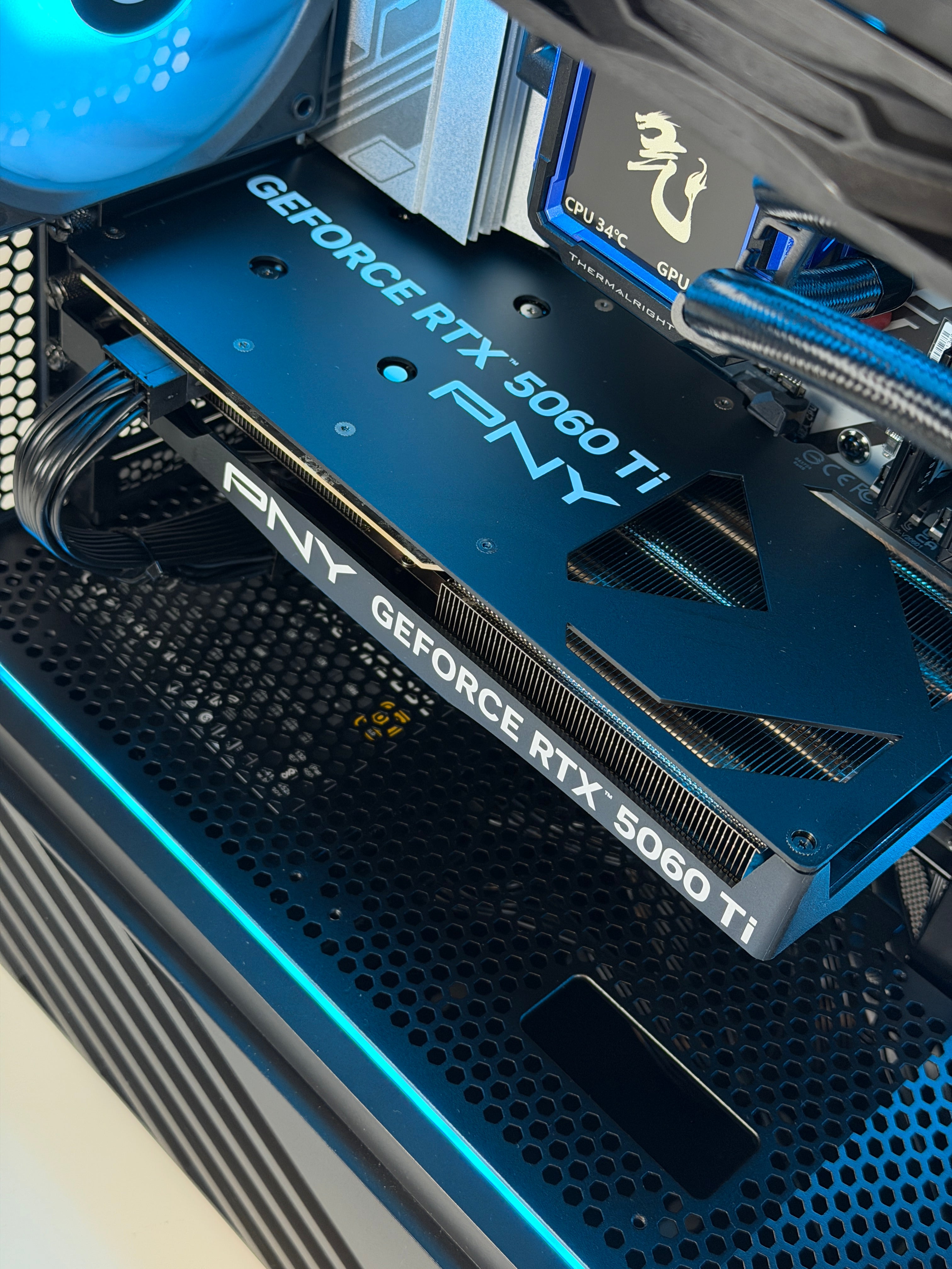 Vector Prime (5060 TI + 7600X + 32GB) Gaming PC