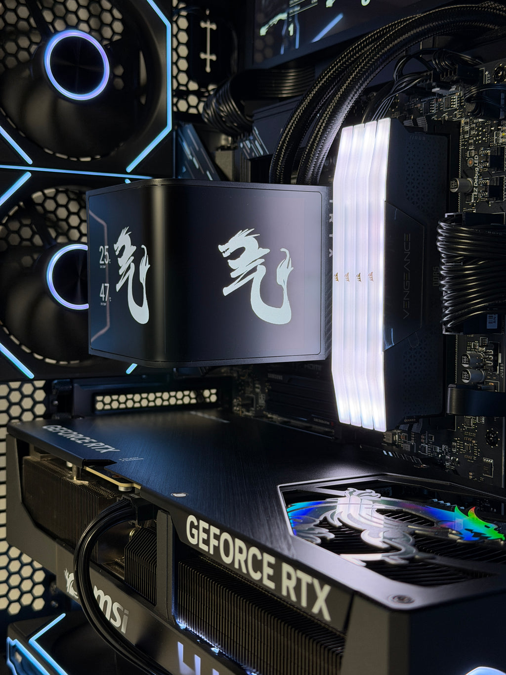 TRIO Vision Ultra (5090 + 9950X3D + 96GB)