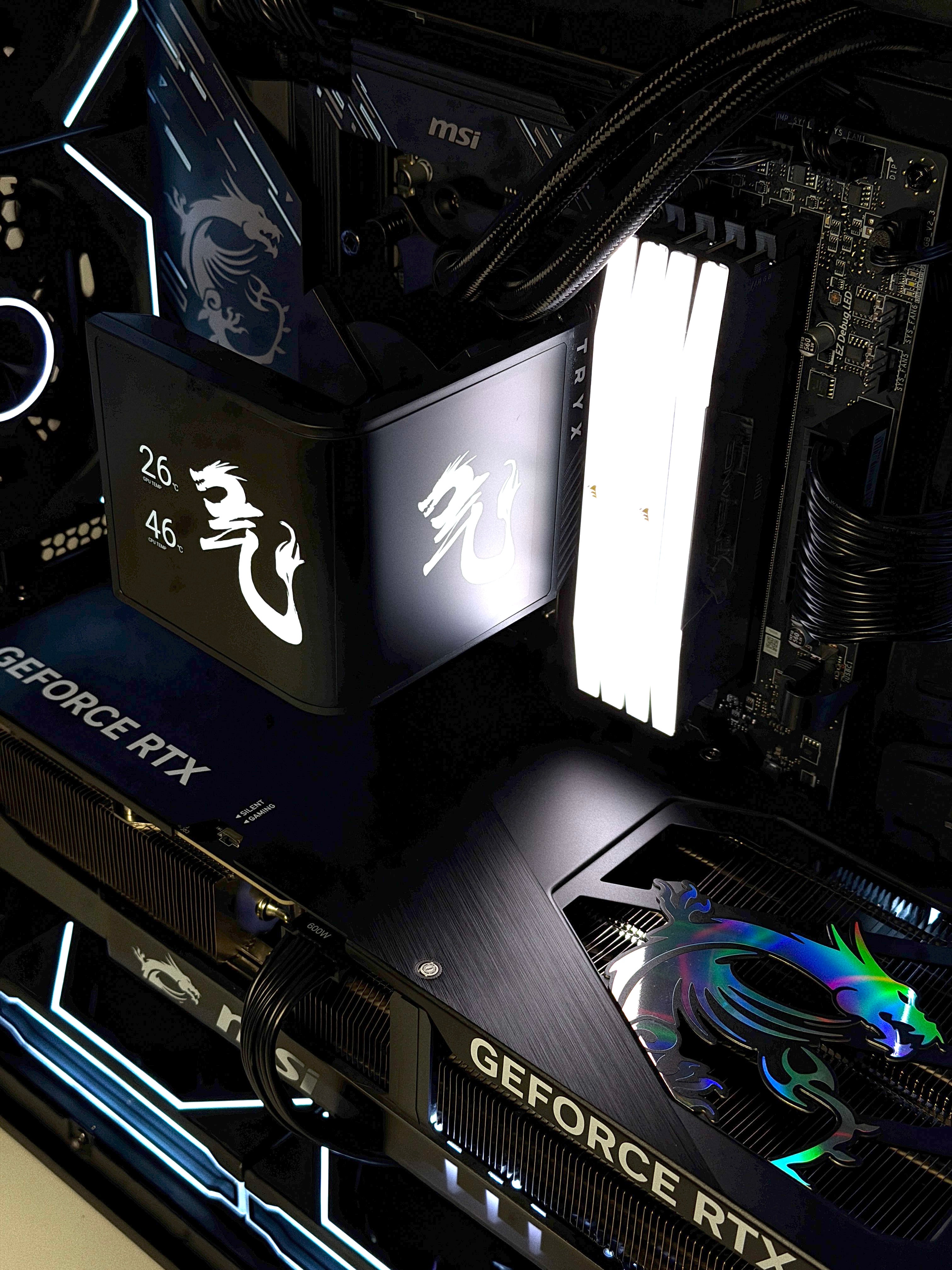 TRIO Vision Ultra (5090 + 9950X3D + 96GB)